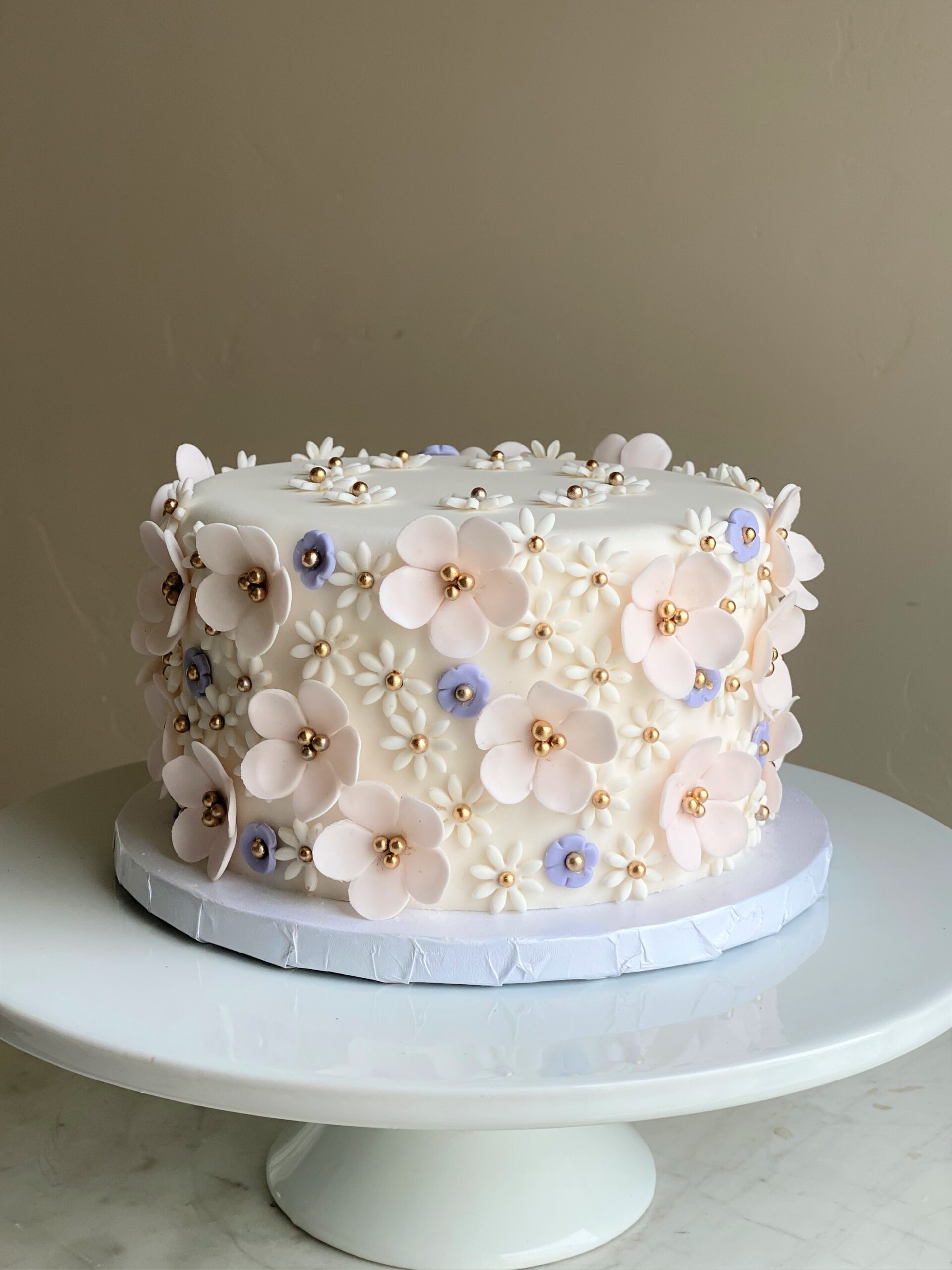 Fondant Flower Cake